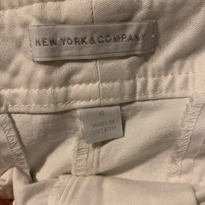 White New York and Co shorts